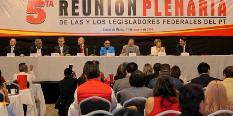 Brinda Segob atención a Alma Rosa Rojo y su familia