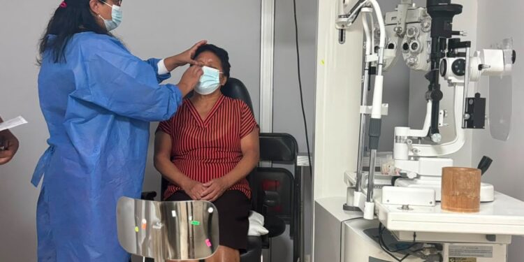 Mejora ISSSTE la visión de 206 pacientes con jornada de cirugías de cataratas en Morelos