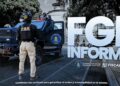 Operativo interinstitucional: FGEGuerrero detiene por extorsión a Director de Movilidad de Tlapa y presenta a 71 personas ante el MP