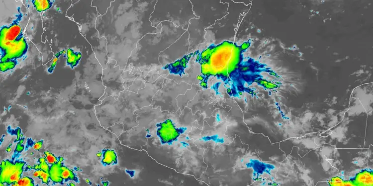 Martes de lluvias en México: CDMX, Guadalajara, Tepic y otras ciudades bajo riesgo alto